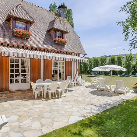 La Cote Fleurie - 5 Bdr - Garden & Jacuzzi - Tourgeville Plage Villa *
